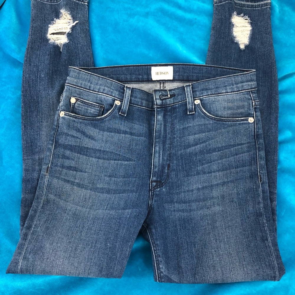 Hudson Barbara High Waist Distressed Ankle sz 27